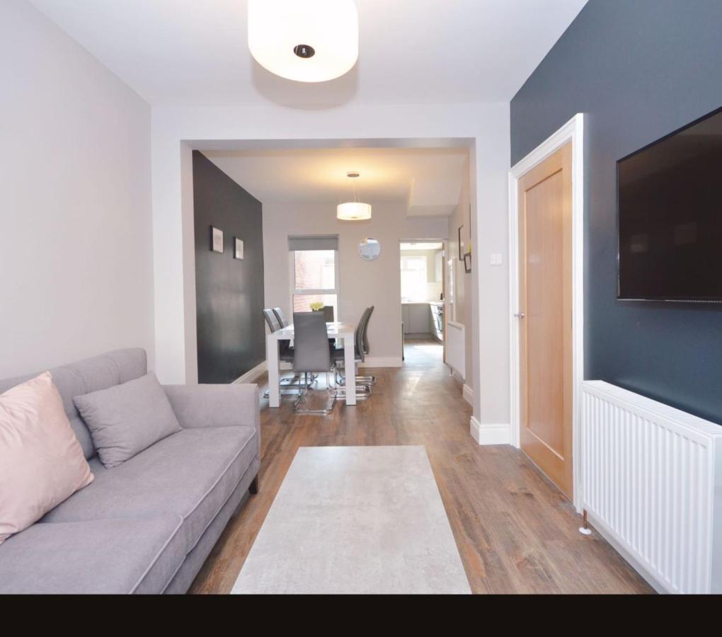 Queens Quarter Townhouse 1 Belfast Zewnętrze zdjęcie
